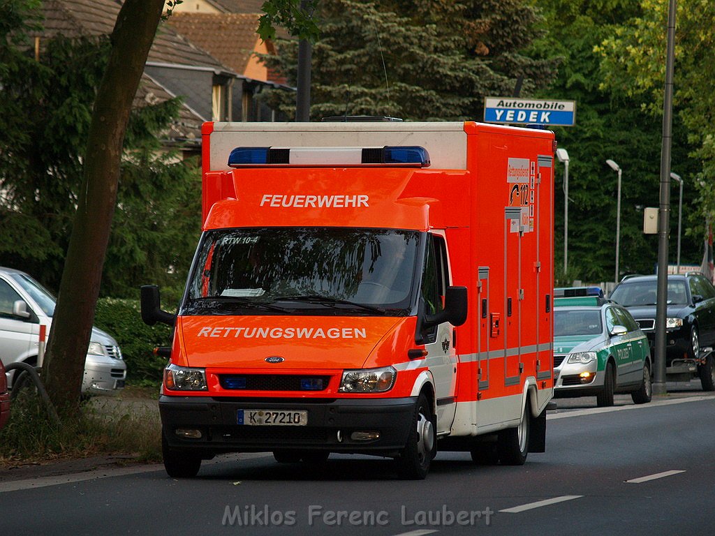 Einsatz BF Koeln Ostheim Frankfurterstr P20.JPG